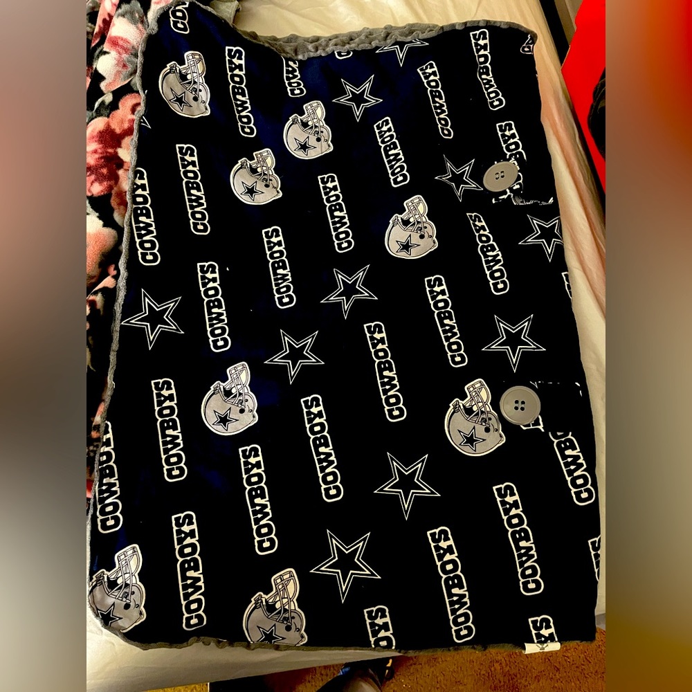 Dallas cowboys infant carrier/carseat cover